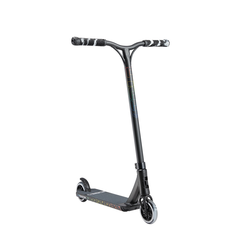 https://jacknroll.fr/trottinettes-completes/3557-trottinette-blunt-colt-s5.html